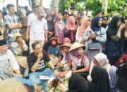 Bertemu Petani Kota Solok, Anies Baswedan Terima Curhatan Soal Mahal dan Langkanya Pupuk