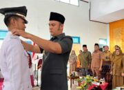 Bupati Sijunjung Kukuhkan Fery Yurnalis sebagai Camat Sumpur Kudus