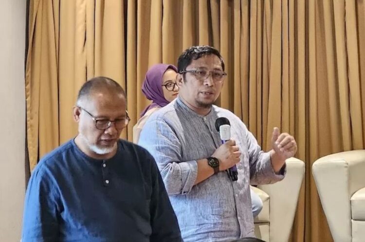 Koalisi Masyarakat Sipil Luncurkan Platform kecuranganpemilu.com 1 LAUNCHING— Koalisi Masyarakat Sipil meluncurkan situs kecuranganpemilu.com untuk kawal Pemilu 2024.