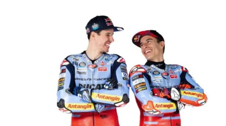 PEBALAP— Dua pebalap Gresini Racing, Marc Marquez dan Alex Marquez.