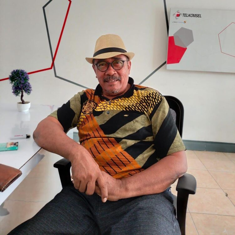 8ce0f869 e176 44fc 85b6 44c4944cbe9b