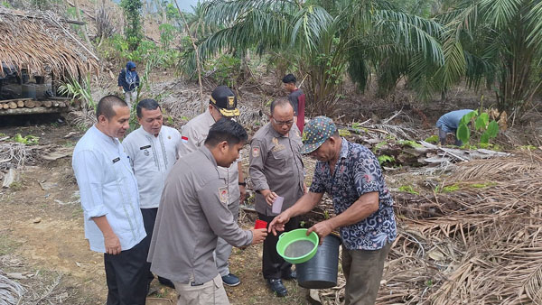 Bappelitbangda Pasbar Bersama Balitbang Sumbar Lakukan Peninjauan Lokasi