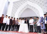 Penandatanganan Prasasti dan Gunting Pita, Gubernur Mahyeldi Resmikan Masjid Besar Syura Pandan