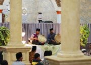 Isra’ Mikraj Diwarnai Tradisi Salawaik Dulang