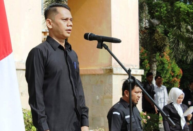 Ketua Bawaslu Azwar Mardin