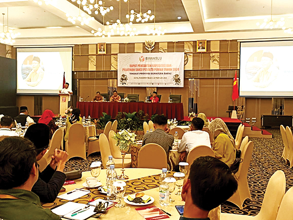 Alni: Pemilih Dilarang Bawa Alat Perekam ke Bilik Suara 1 Penguatan Kapasitas dan Pelatihan Saksi Peserta Pemilu Ketua Bawaslu