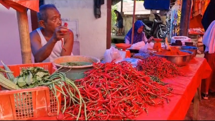 Harga Cabai Makin Pedas di Pasbar 1 Screenshot 20240228 112039 WhatsApp