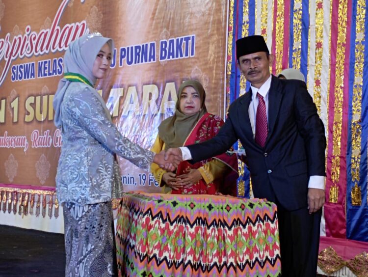 SMA 1 Sungai Tarab Gelar Perpisahan 1 a0e706ab 2b71 4d86 a922 cb685e852ae9