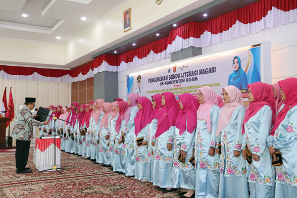 92 Bunda Literasi Nagari se Kabupaten Agam Dikukuhkan
