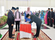 Jelang Tahapan Pilkada 2024, Bupati Agam Rotasi dan Promosikan 117 Pejabat