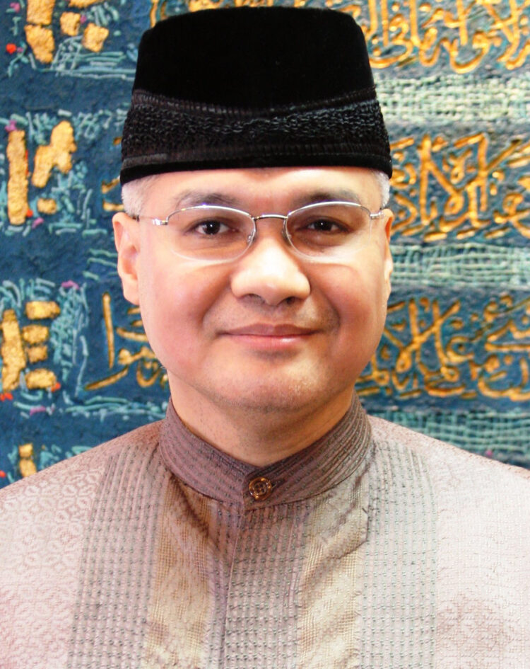 Ramadhan adalah Wahana Evaluasi Diri 1 Oleh :
Dr. A. Riawan Amin, M.Sc