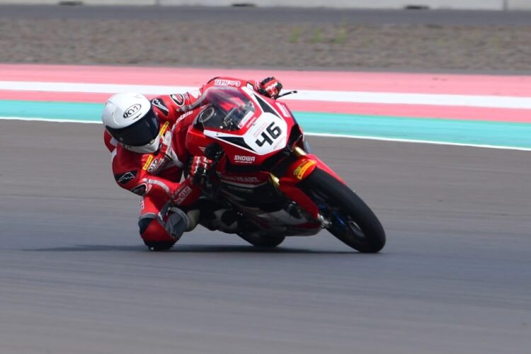 Pebalap Bertalenta Astra Honda Siap Banggakan Indonesia di ARRC Buriram 1 BALAPAN- Para pebalap muda kebanggaan Indonesia binaan Astra Honda Racing Team (AHRT) siap bersaing di Asia Road Racing Championship (ARRC) Buriram.