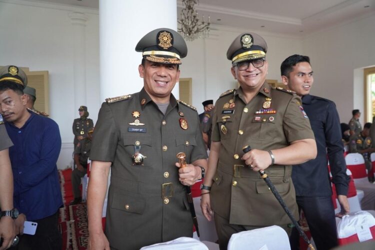 Pj Wako Sonny Hadiri Apel HUT Satpol PP dan Linmas 1 HADIRI HUT POL PP— Pj Wali Kota, Sonny Budaya Putra, A.P, M.Si hadiri Apel HUT ke-74 Satuan Polisi Pamong Praja dan Satuan Perlindungan Masyarakat (Satlinmas) se-Indonesia yang dipusatkan di Istana Gubernuran Sumatera Barat, Minggu (3/3).