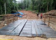 TMMD Ke-119 Kodim 0310/SS, Bangun Jembatan Kayu, Menghubungkan 2 Kecamatan