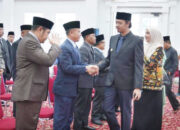 64 Pejabat di Lingkungan Pemerintah Kota Bukittinggi Dilantik, 3 Diantaranya Pejabat Pimpinan Tinggi Pratama