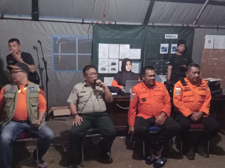 Hari Kelima, Pencarian korban Banjir dan Longsor di Pessel Masih Nihil 1 a74bf48e fba8 4f8c 9301 f140cb5c3f2e