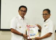 Solsel Serahkan LKPD Tahun 2023 kepada BPK RI Perwakilan Sumbar