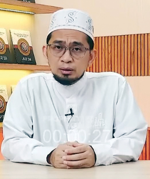Oleh : 
Ustadz Adi Hidayat