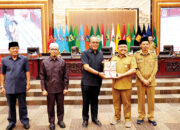 Rapat Paripurna Penyampaian Laporan Reses dan Penutupan Masa Persidangan Kedua Tahun 2023/2024 serta Pembukaan Masa Persidangan Ketiga Tahun 2023/2024, Hasil  Reses  Persidangan kedua Diserahkan ke Gubernur