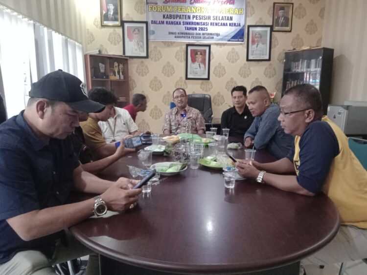 Keruhnya Air PDAM Tirta Langkisau Herman Budiarto Angkat Bicara Beberkan Kondisi 1 3f6e6f36 5fdc 4247 82da 0970167fcedc