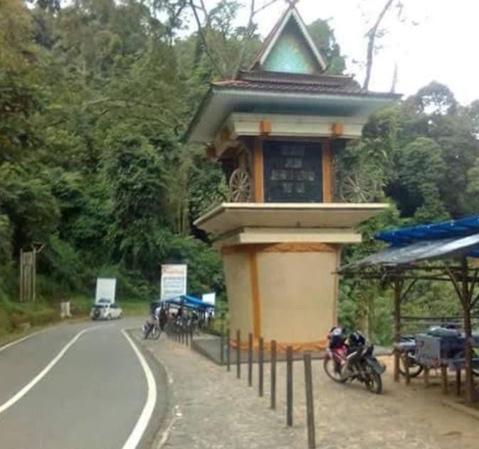 H -1 Arus Mudik Melintasi Jalan Sako Tapan - Kerinci, Sepi Pergerakan 1 738eaa2b b43c 43a1 a5d5 5eb290c7e982