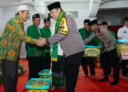 Tebar Kebaikan di Bulan Ramadhan, Kapolri Sigit Serahkan 25 Ribu Paket Sembako Lewat PUI