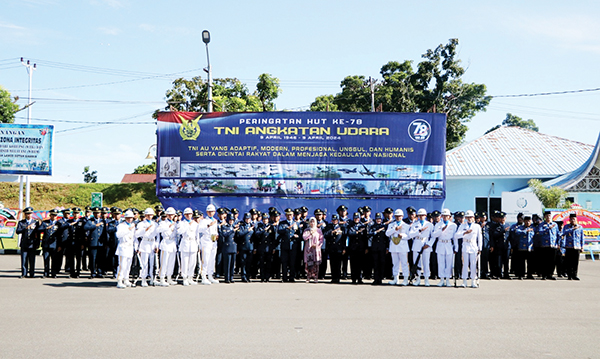 Danlanud Sutan Sjahrir Pimpin Upacara Peringatan HUT Ke 78 TNI AU