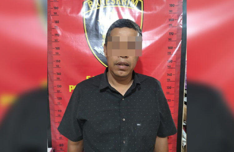 Ujang Nekat Gelapkan Uang Penjualan 2 Ekor Sapi 1 GELAPKAN UANG— Pelaku Ujang (51) yang terlibat kasus penggelepan uang hasil penjualan sapi ditangkap jajaran Polres Payakumbuh.