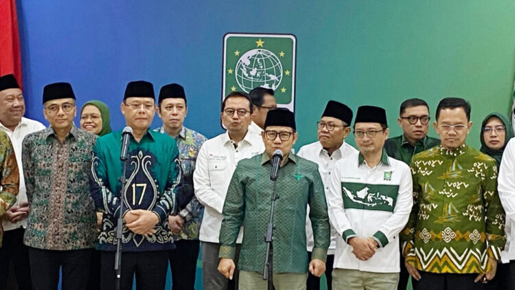 PKB dan PPP Sepakat Kerja Sama di Pilkada Serentak 2024 1 KONFERENSI PERS— Ketua Umum PKB Muhaimin Iskandar bersama Plt Ketua Umum Muhamad Mardiono memberikan keterangan pers usai melakukan pertemuan.