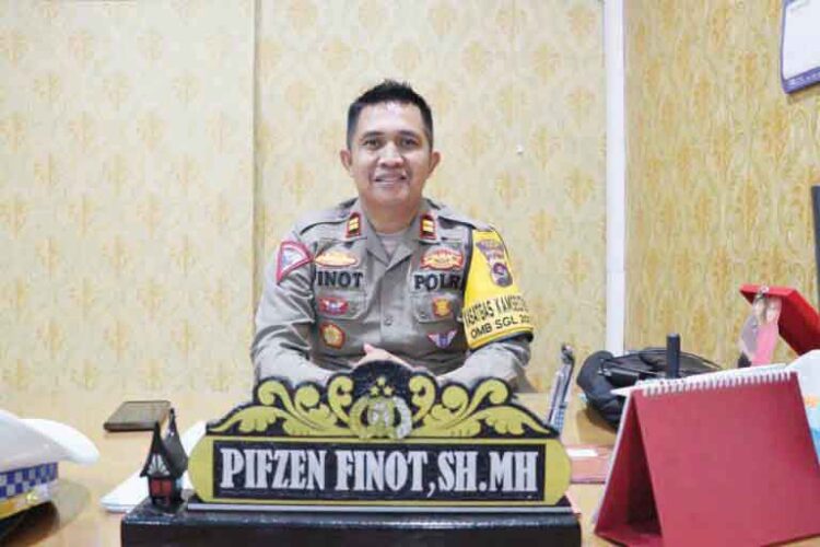 Libur Lebaran, Arus Lubuk Basung-Bukittinggi Via Simpang Panta 1 Iptu Fifzen Finot
Kasatlantas Polres Agam