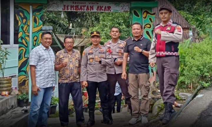 Polsek Bayang Terus Laksanakan Monitoring Pengamanan Wisatawan di " Root Bridge" 1 c58bfdf3 6b3d 4ce2 818b 81860667b5aa