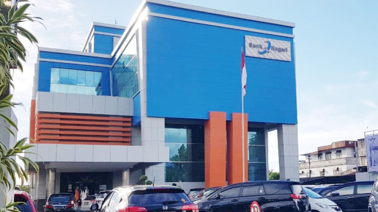 Kantor Bank Nagari Padang.