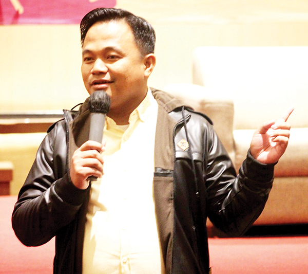 Pastikan tidak Ada yang Dirugikan Saat Pilkada Mendatang, Bawaslu Masifkan Pemutakhiran Data Pemilih 1 Muhammad Khadafi
Komisioner Bawaslu Sumbar