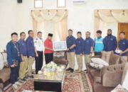 Bayar Tagihan Listrik PJU Tepat Waktu, Pemkab Agam Terima Piagam Penghargaan dari PLN