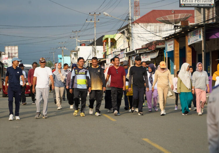 Bupati Khairunas Ajak Masyarakat Terapkan Pola Hidup Sehat Melalui CFD