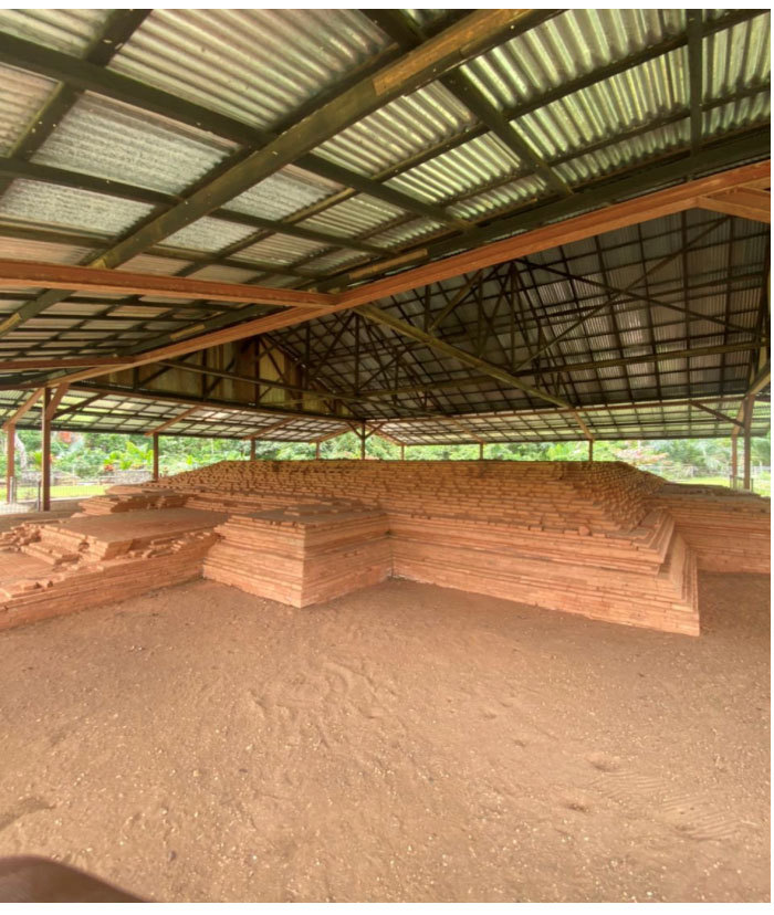 BUTUH BANTUAN— Pelastarian aset masyarakat Minangkabau Situs Candi Padang Roco di Kabupaten Dharmasraya  butuh bantuan pihak terkait.