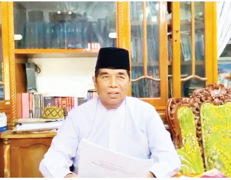 Sukseskan Pilkada 2024, MUI Sumbar Minta Mayarakat Jaga Situasi Kamtibmas Tetap Kondusif 1 Prof Dr Asasriwarni, MA, MH
Ketua Dewan Pertimbangan MUI Sumbar