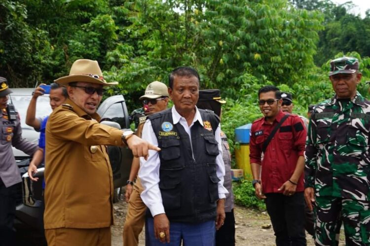 Tinjau Kondisi Sabo Dam Pasie Laweh Bupati Imbau Warga Tetap Waspada