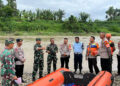 Danlanud SUT Turun Langsung Mencari Korban Banjir Bandang Batang Anai 10 Danlanud SUT Turun Langsung Mencari Korban Banjir Bandang Batang Anai