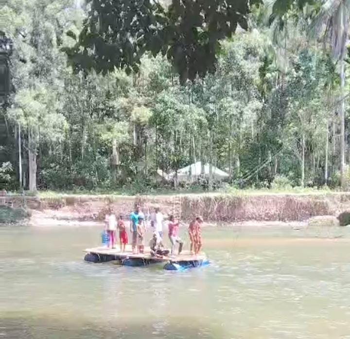 b2f6f2c5 cb74 4dbf 95d3 1ef09d741b96