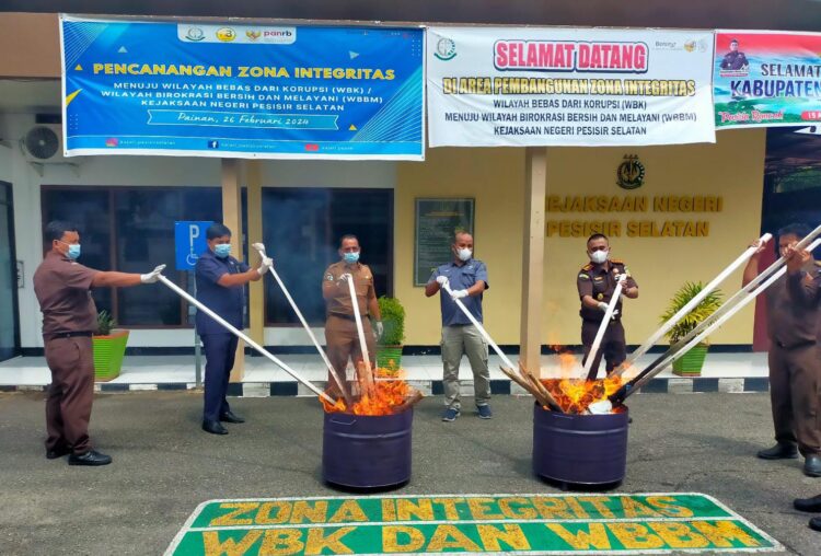 c6d96ebd 21d7 4f0c 808c fe01d61b8f85