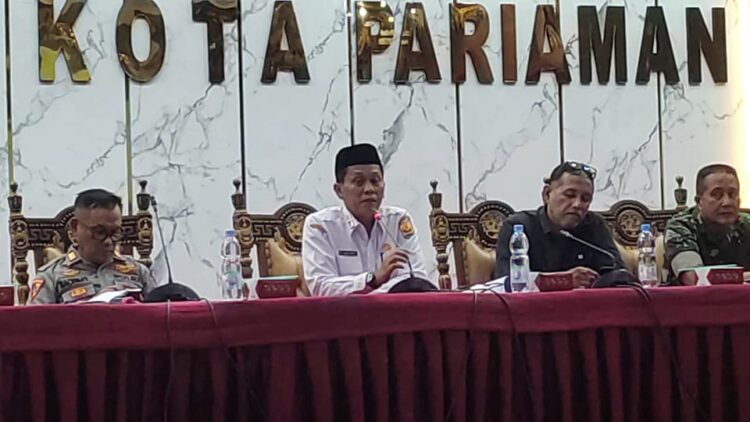Hoyak Tabuik 2024 Segera Digelar, Pariwisata dan Ekonomi Masyarakat Meningkat 1 PERSIAPAN HOYAK TABUIK— Asisten Kota Pariaman melakukan rapat bersama tuo tuo tabuik bentuk panitia Hoyak Tabuik 2024.