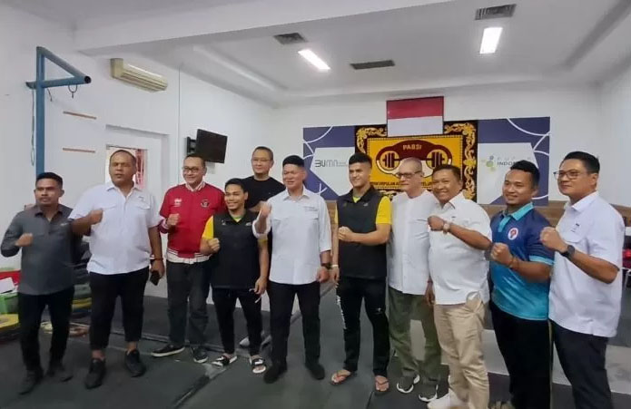 MANTAPKAN PERSIAPAN— Rizki Juniansyah mulai memantapkan persiapan menuju Olimpiade Paris 2024.