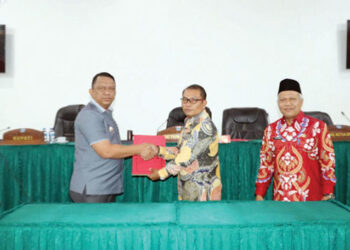 DPRD dan Pemkab Kepulauan Mentawai Setujui Ranperda Pertanggungjawaban Pelaksanaan APBD Tahun 2023