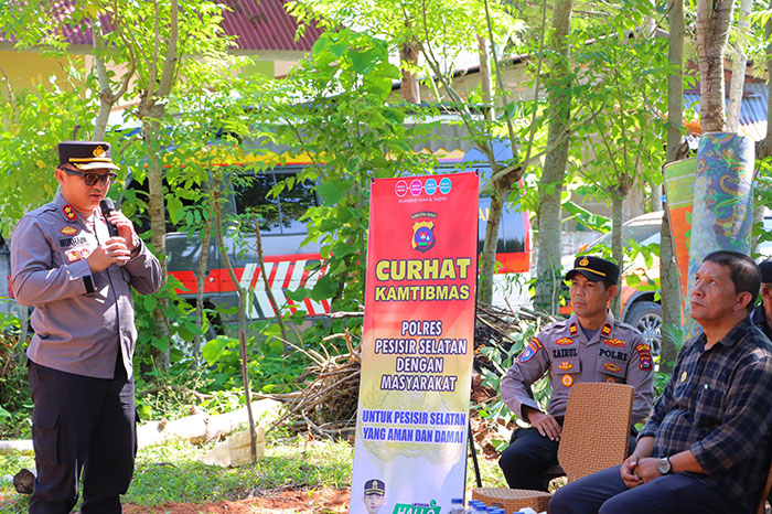 Melalui Jumat Curhat, Kapolres Pessel Ajak Seluruh Elemen Masyarakat Sukseskan Pilkada 2024 1 3dadaf95 ef9a 4395 a26c 121a65ff6dab