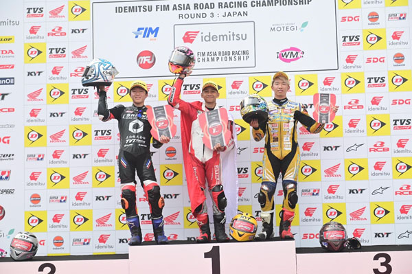 PODIUM TERTINGGI— Pebalap AHRT, M Kiandra Ramadhipa berhasil meraih podium tertinggi kelas Asia Production (AP) 250 pada ajang Asia Road Racing Championship (ARRC) 2024 di Sirkuit Mobility Resort Motegi, Jepang.