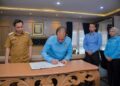 Pj Fuzan Hasan Teken Kerjasama, Bantuan Hukum dari Kejari untuk Pemko 10 Pj Fuzan Hasan Teken Kerjasama, Bantuan Hukum dari Kejari untuk Pemko