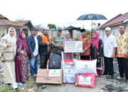 Bupati Agam Serahkan Bantuan Korban Kebakaran Rp 42,5 Juta