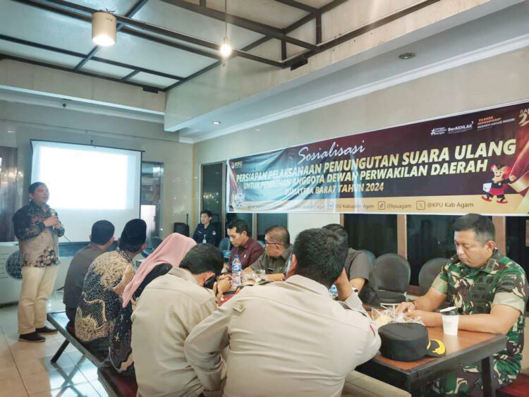 RAKOR— KPU Agam menggelar Rakor persiapan PSU Anggota DPD RI, Selasa (25/6) di hotel Sakura Lubuk Basung.