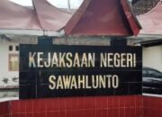 Kejari Sawahlunto Akui Tangani Dua Kasus Korupsi   